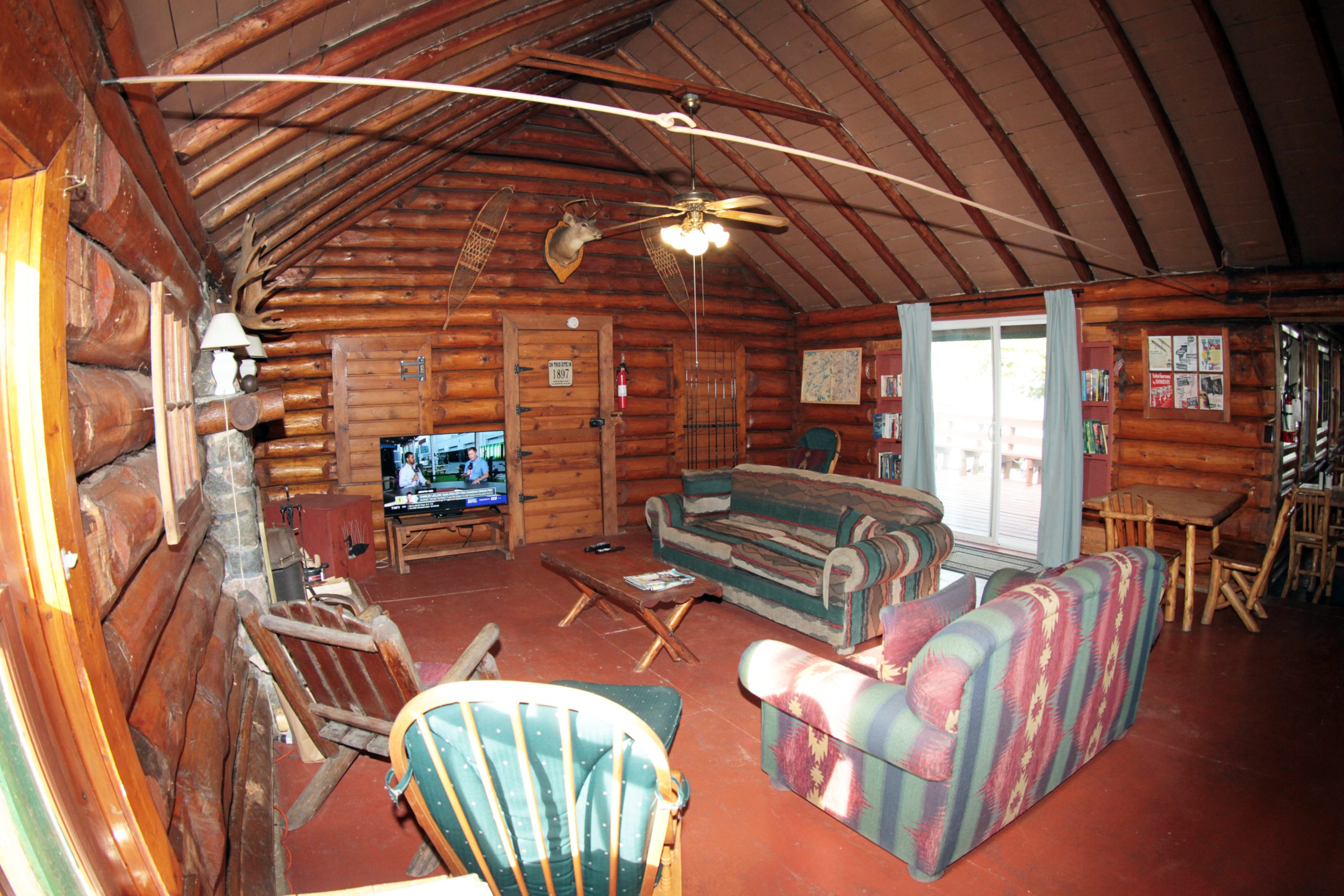 Slippery Winds guest lounge